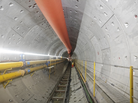 盾构隧道 - 副本.jpg